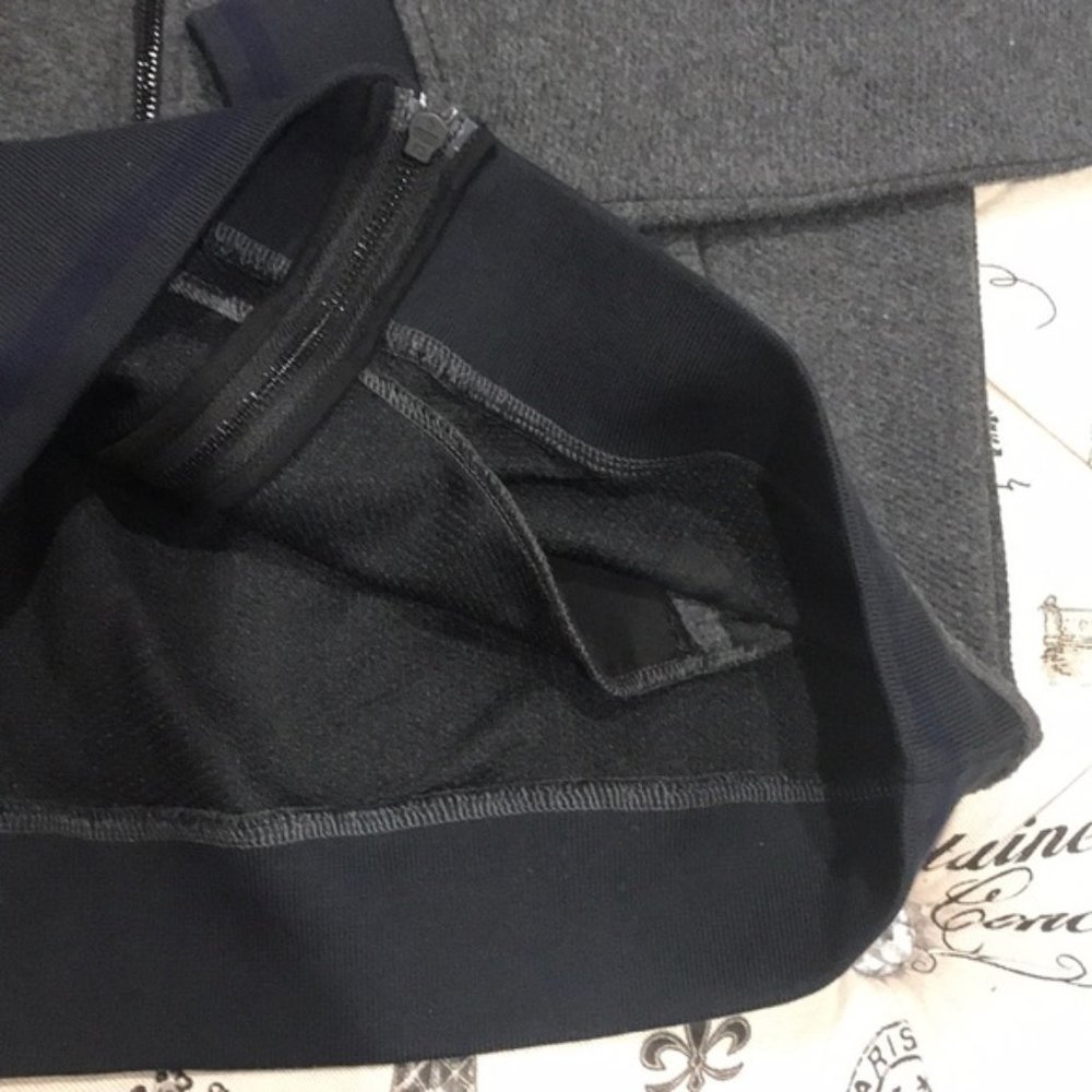 Toscano Textured Full Zip Jacket - Picture 6 of 9